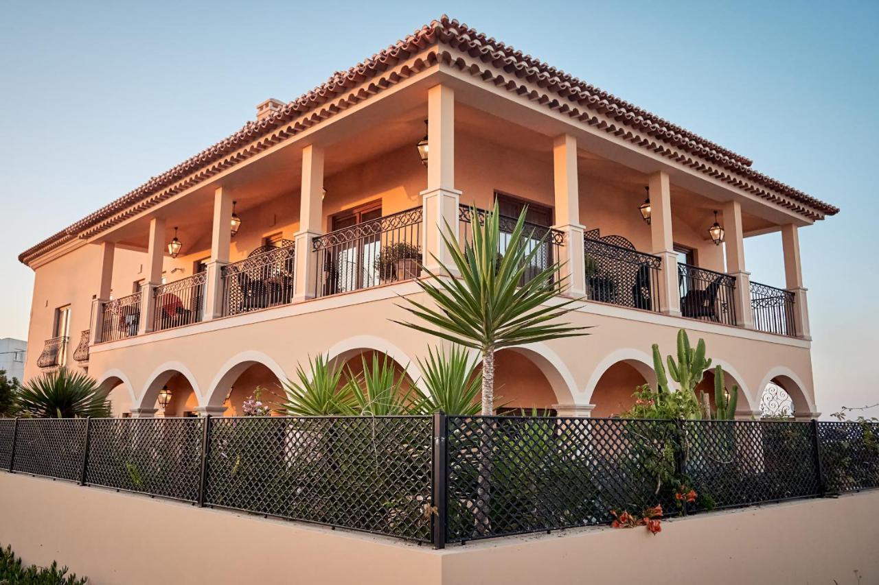 Silver Coast Beach Residence บาเลียล ภายนอก รูปภาพ