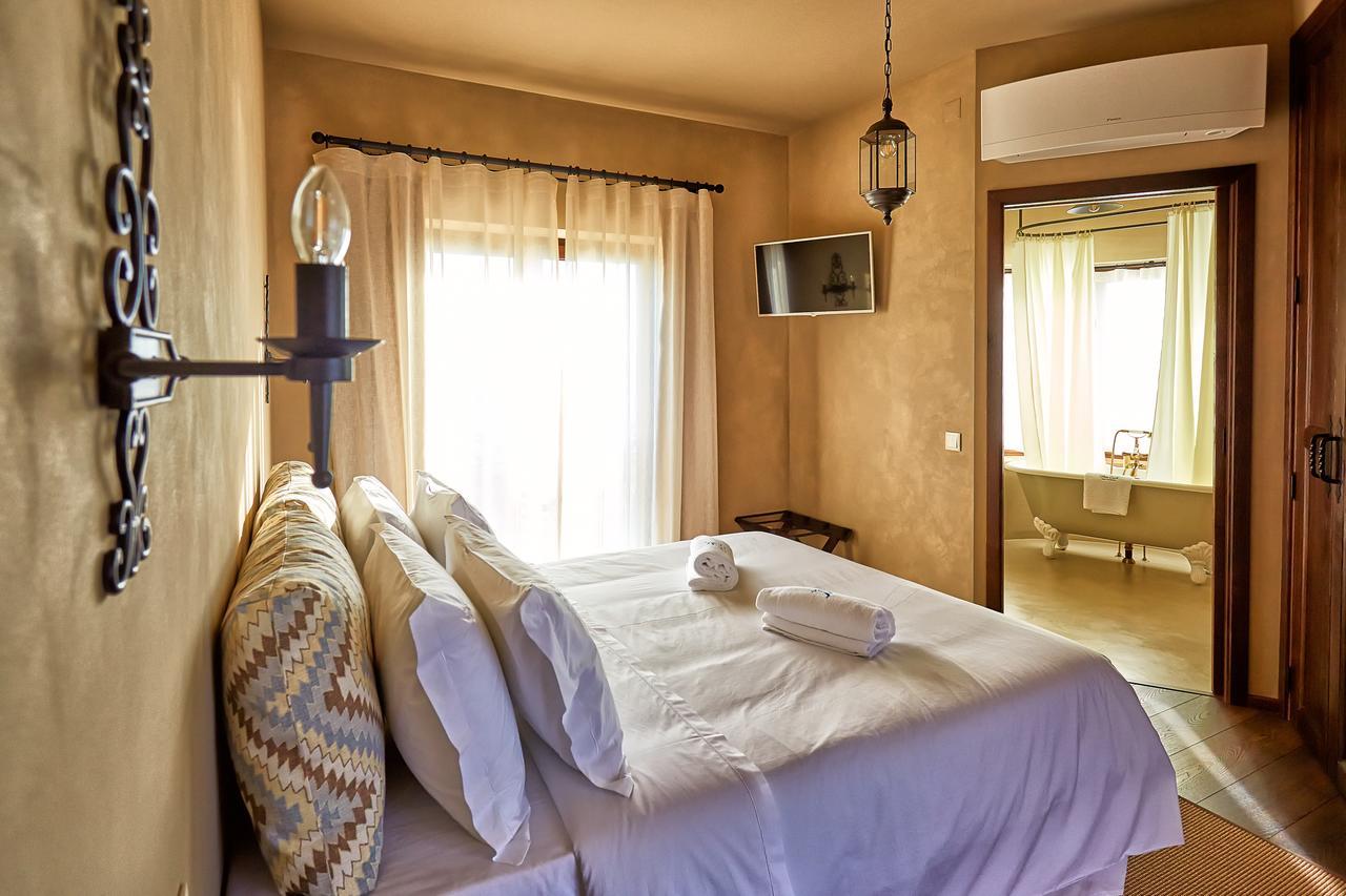 Silver Coast Beach Residence บาเลียล ภายนอก รูปภาพ